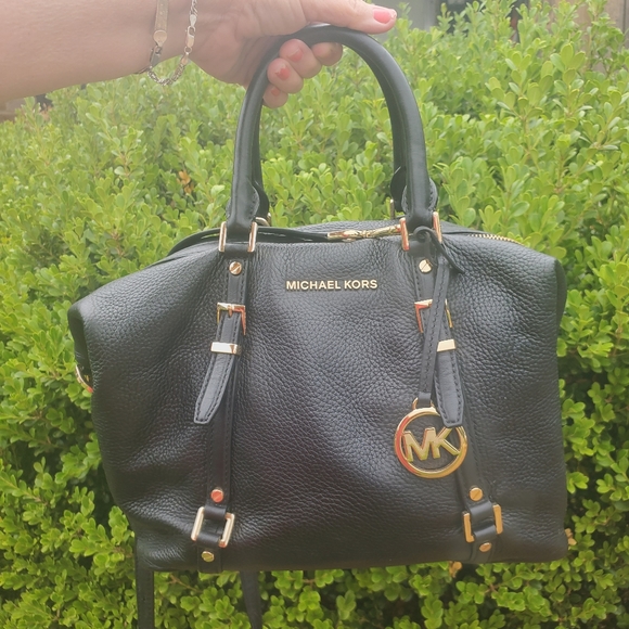 MICHAEL Kors BEDFORD LEGACY MEDIUM CONVERTIBLE SATCHEL - Picture 3 of 16